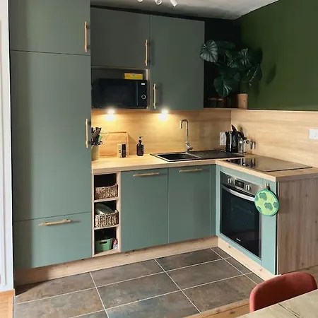 La Tropicale Apartament *